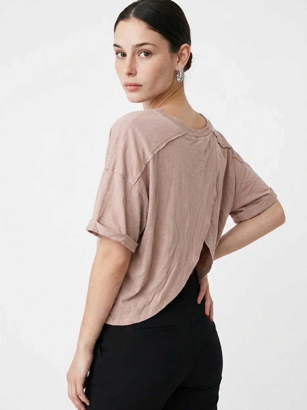 CHARLOTTE AVERY | NEW Short Sleeve Cross-Back Tee in Tan Women’s Size Small